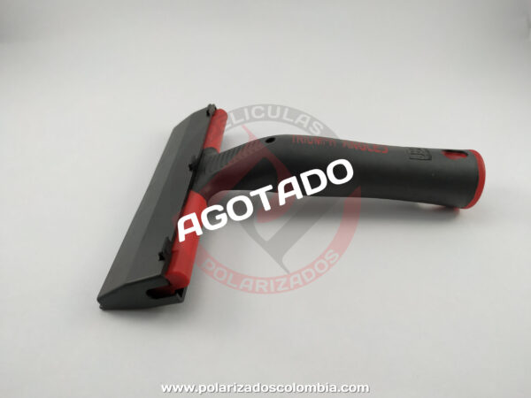 Scraper Rojo Curvo Ergonómico