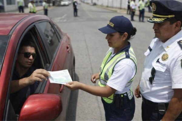 Polarizados automotrices y láminas de seguridad que cumplen la norma ANT