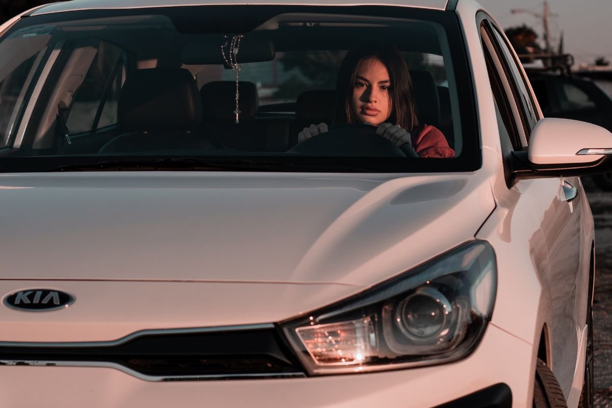 Mayor seguridad y tranquilidad al conducir con láminas de seguridad automotriz en Quito